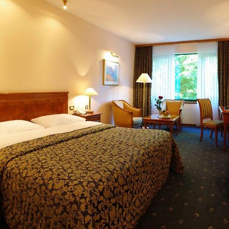 Hotel AS Zagreb Zimmer foto